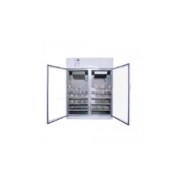 Refrigerador para farmacia de 50 p3 con termograficador, de acero esmaltado y 2 puertas de cristal
